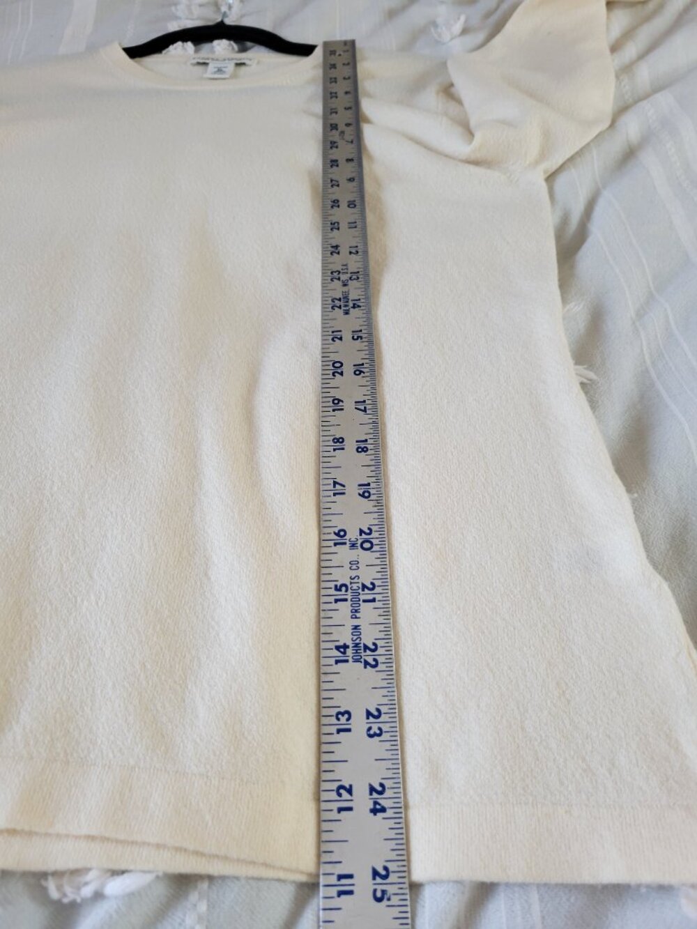 Banana Republic Quiet Luxury Fine Italian Merino Crewneck Sweater Ivory Old Mone - Picture 6 of 8
